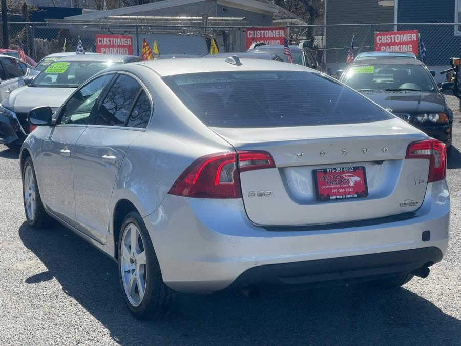 2012 Volvo S60 T5 photo