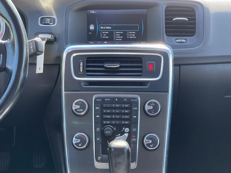 2012 Volvo S60 T5 photo