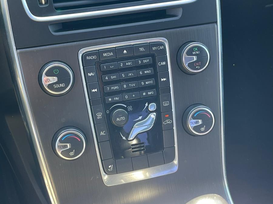 2012 Volvo S60 T5 photo