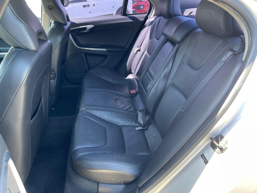 2012 Volvo S60 T5 photo