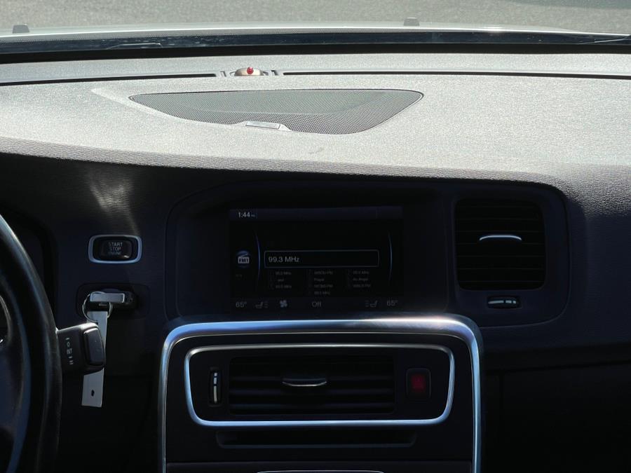 2012 Volvo S60 T5 photo