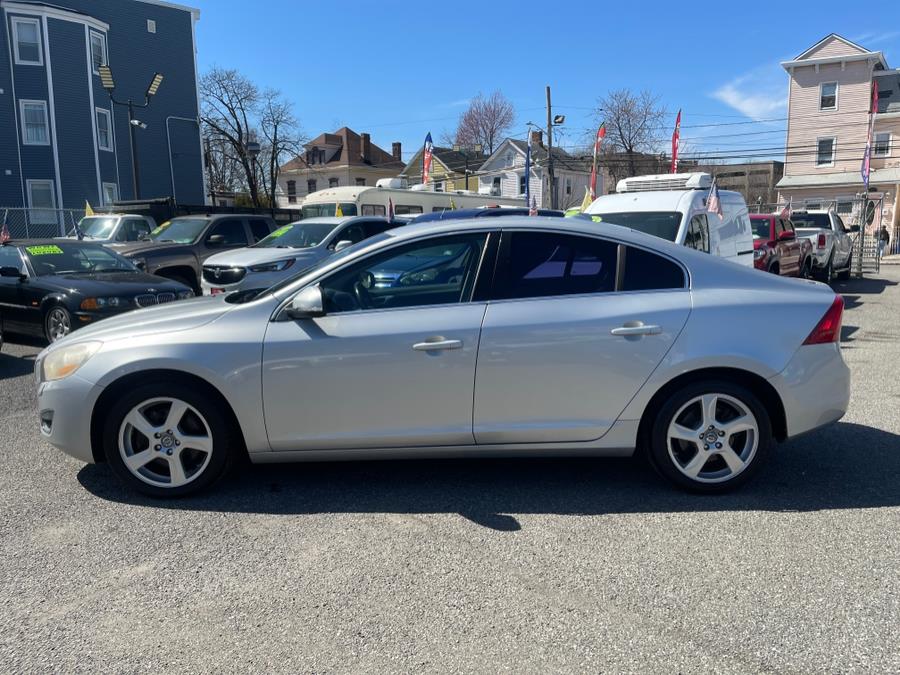 2012 Volvo S60 T5 photo