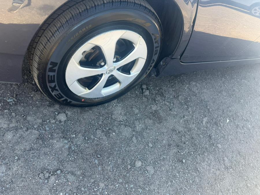 2012 Toyota Prius Two photo