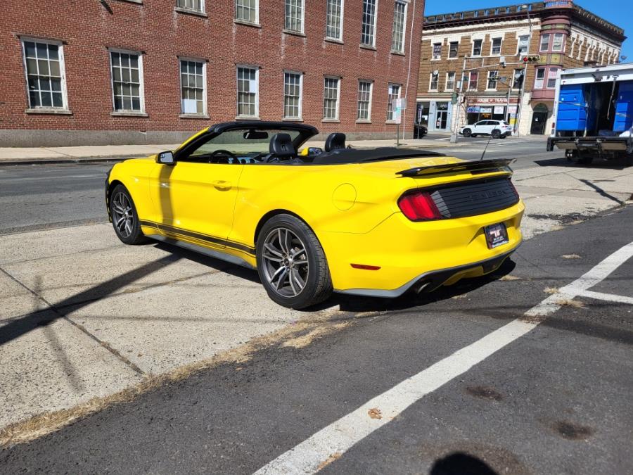2016 Ford Mustang 2dr Conv EcoBoost Premium photo