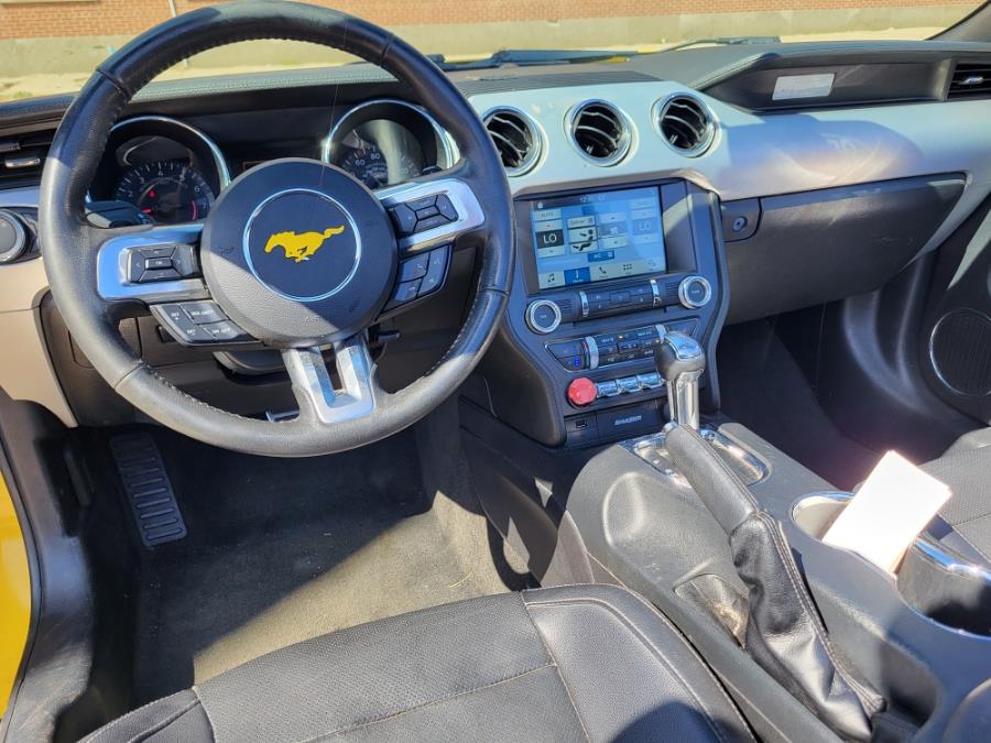 2016 Ford Mustang 2dr Conv EcoBoost Premium photo