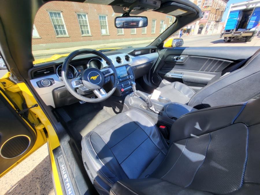 2016 Ford Mustang 2dr Conv EcoBoost Premium photo