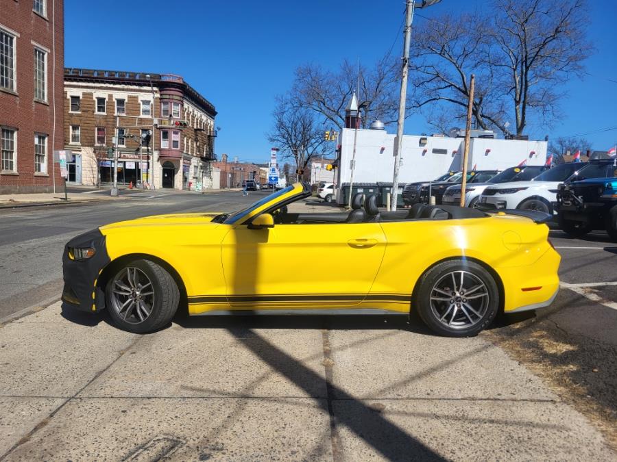 2016 Ford Mustang 2dr Conv EcoBoost Premium photo