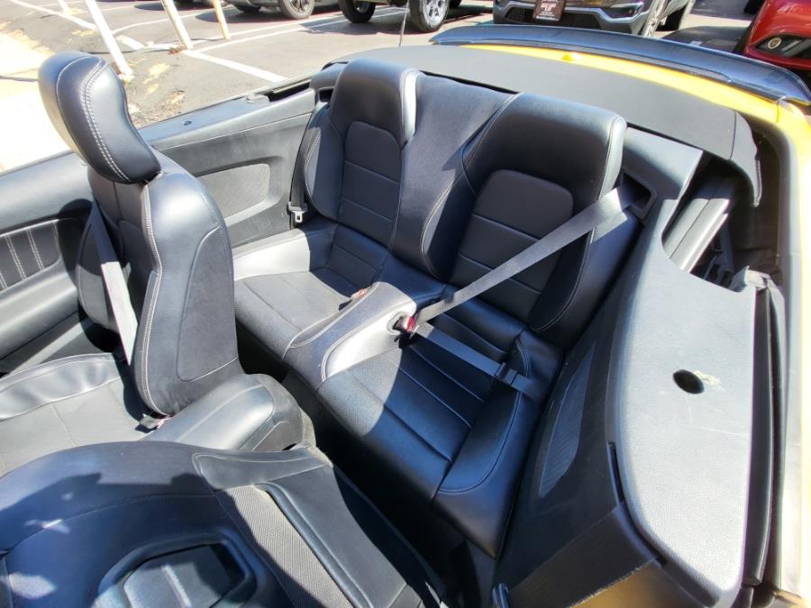 2016 Ford Mustang 2dr Conv EcoBoost Premium photo