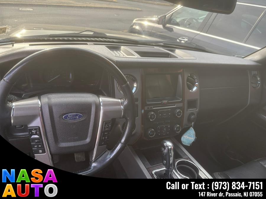 2017 Ford Expedition EL Platinum 4x4 photo