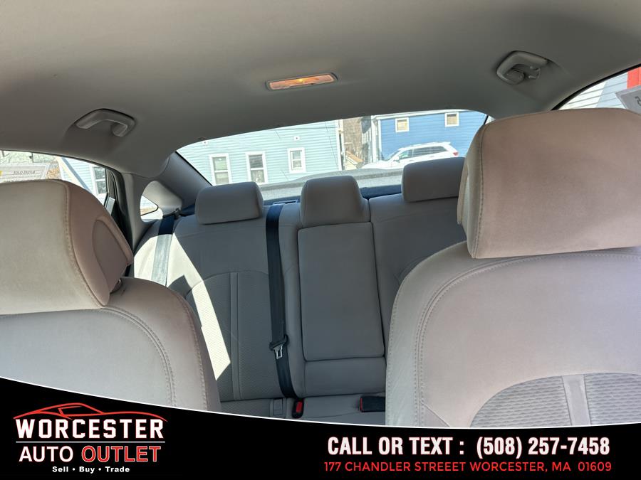 2016 Hyundai Sonata 4dr Sdn 2.4L SE photo