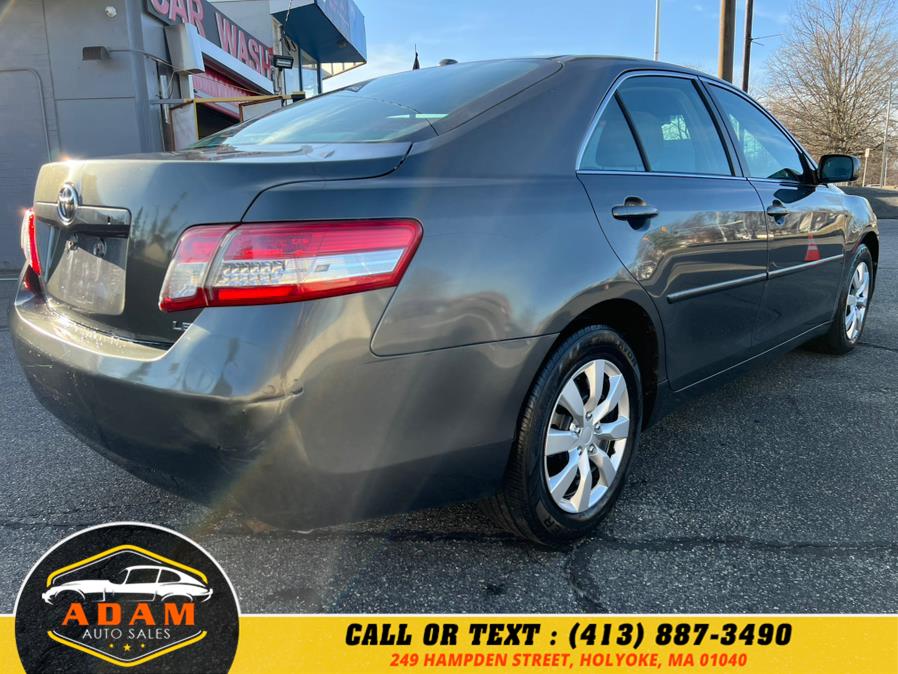 2011 Toyota Camry photo