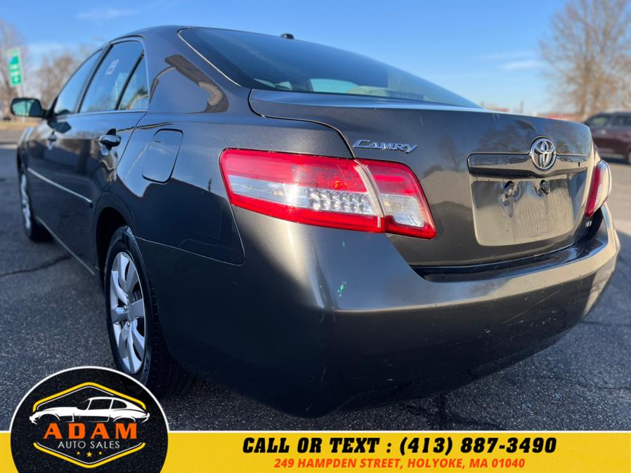 2011 Toyota Camry photo