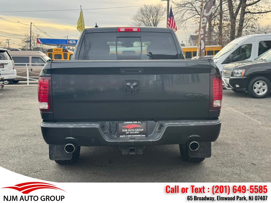 2016 RAM 1500 4WD Crew Cab 140.5