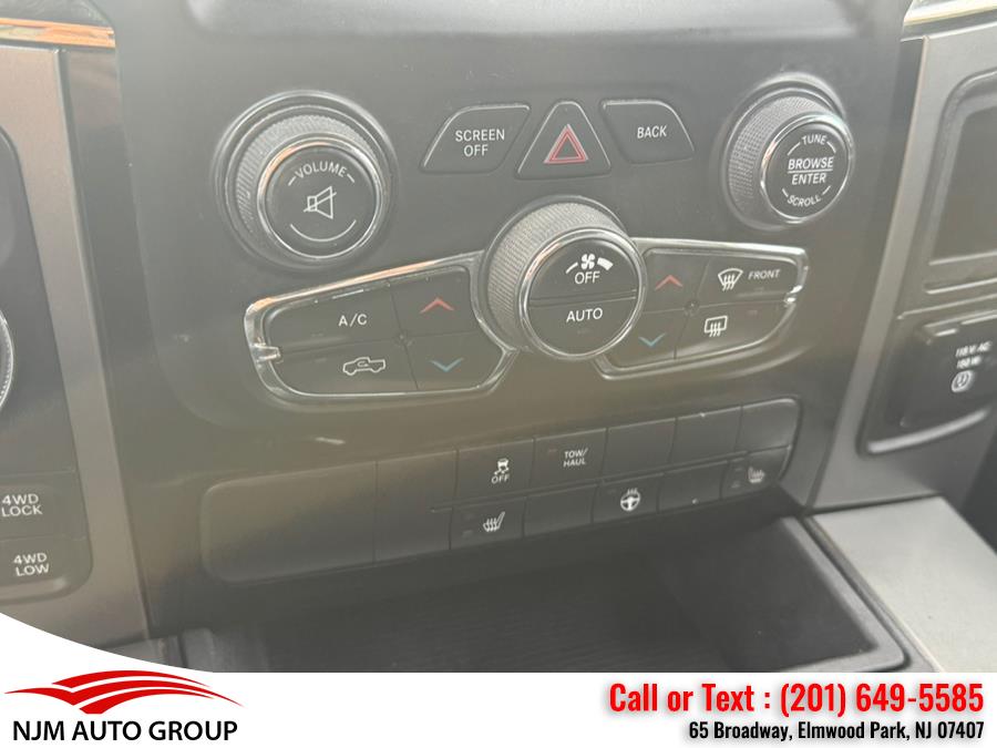 2016 RAM 1500 4WD Crew Cab 140.5