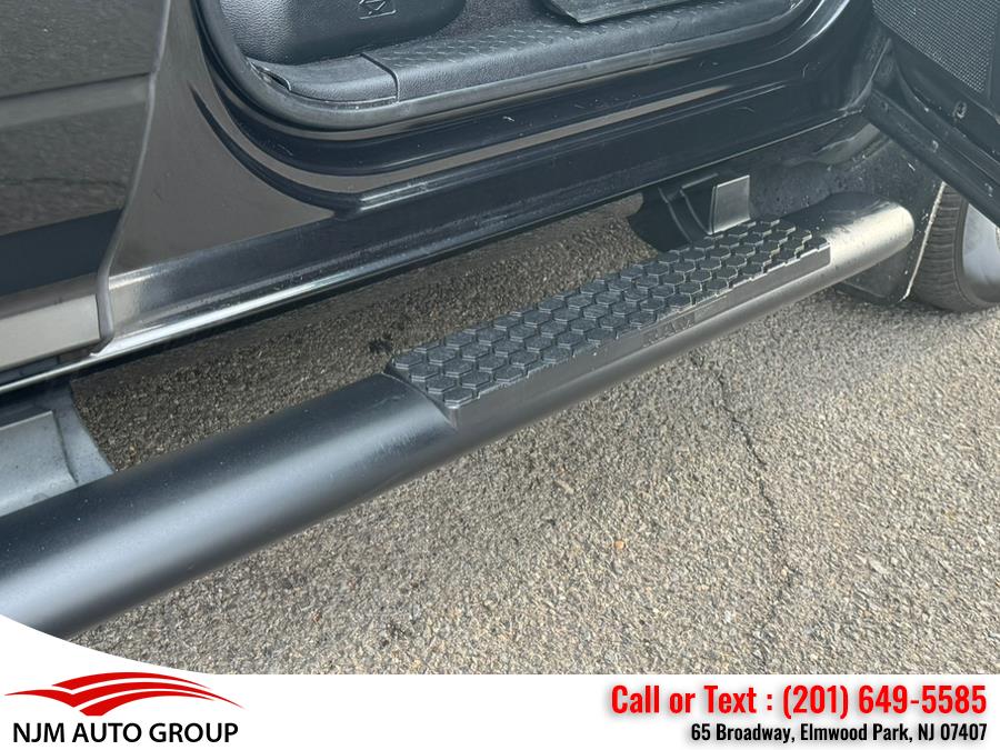 2016 RAM 1500 4WD Crew Cab 140.5