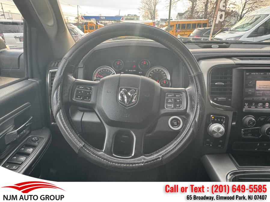 2016 RAM 1500 4WD Crew Cab 140.5