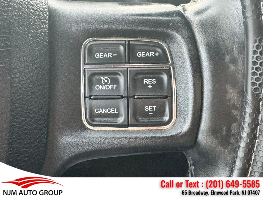 2016 RAM 1500 4WD Crew Cab 140.5