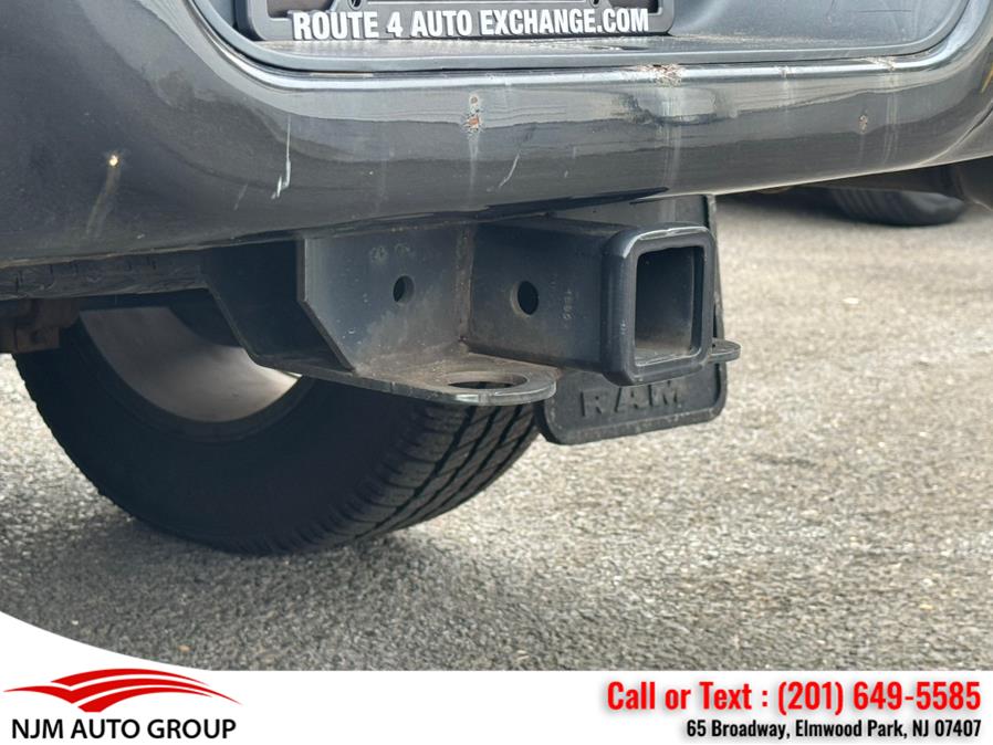 2016 RAM 1500 4WD Crew Cab 140.5