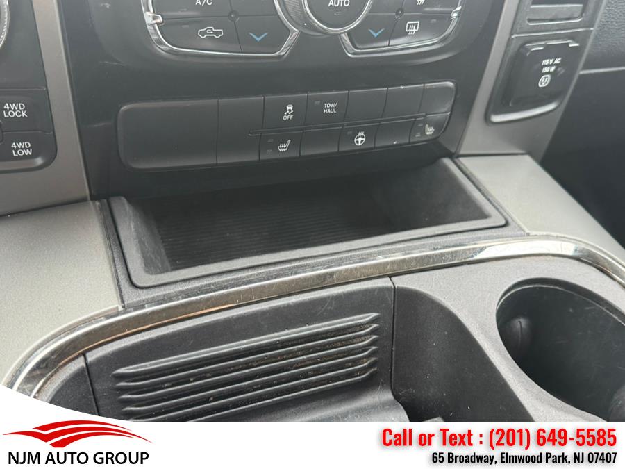 2016 RAM 1500 4WD Crew Cab 140.5