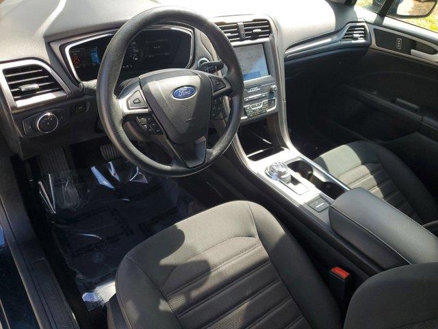 2020 Ford Fusion SE photo