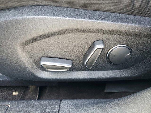2020 Ford Fusion SE photo