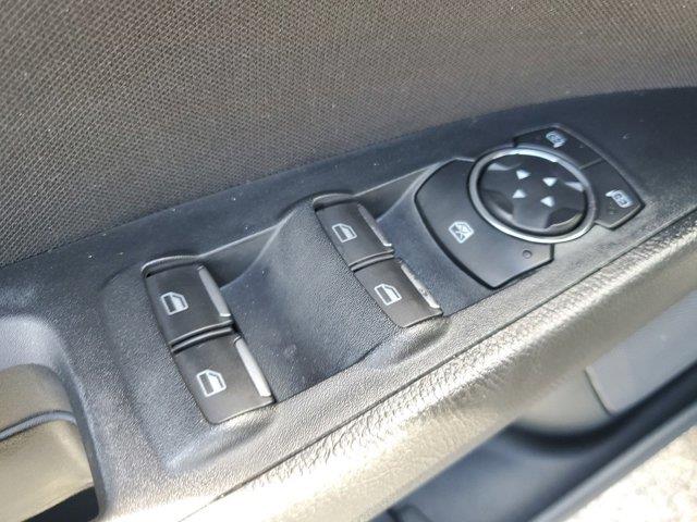 2020 Ford Fusion SE photo