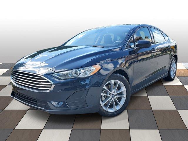 2020 Ford Fusion SE photo