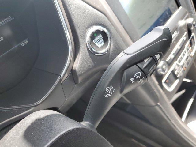 2020 Ford Fusion SE photo