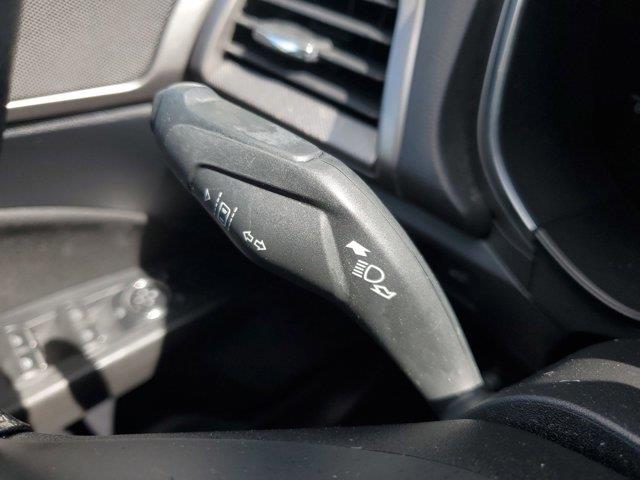 2020 Ford Fusion SE photo