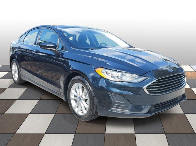 2020 Ford Fusion SE photo