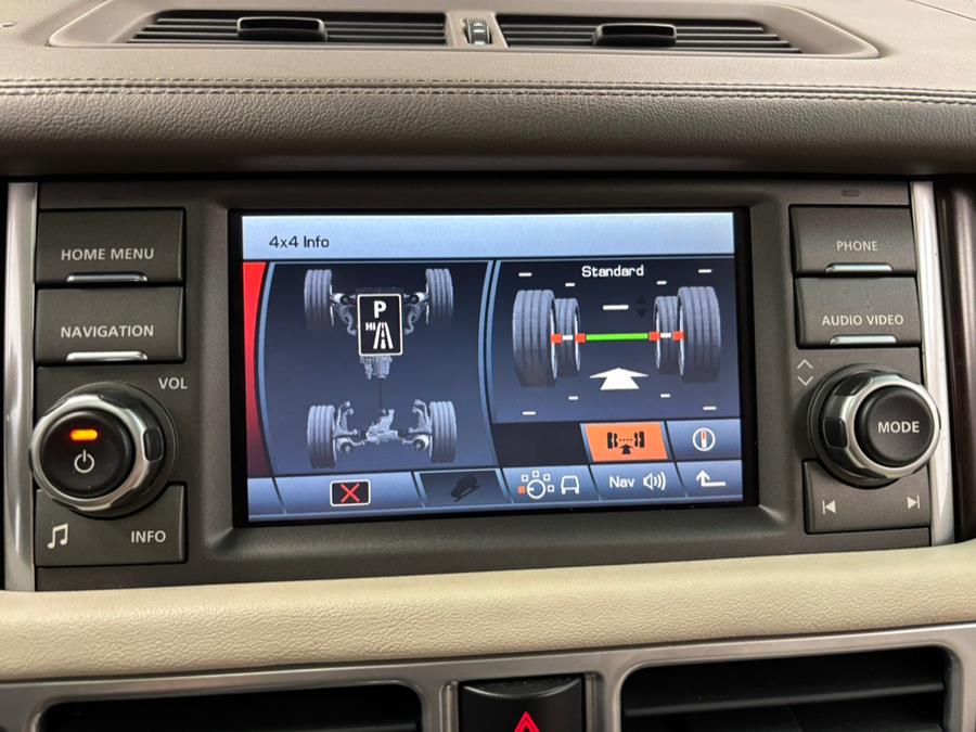 2010 Land Rover Range Rover HSE photo