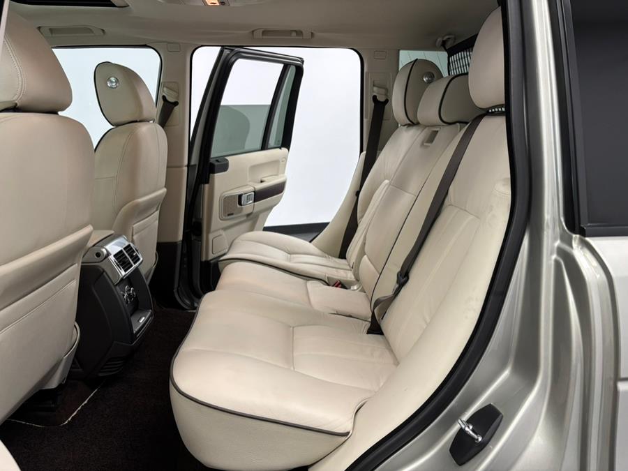 2010 Land Rover Range Rover HSE photo