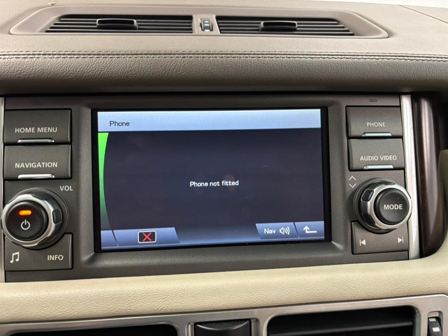 2010 Land Rover Range Rover HSE photo