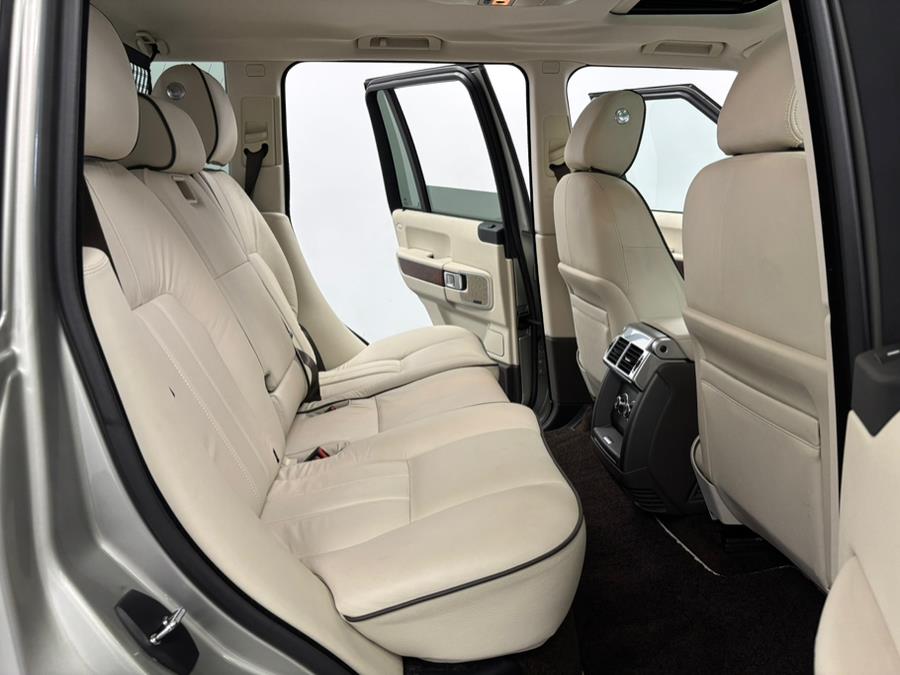 2010 Land Rover Range Rover HSE photo