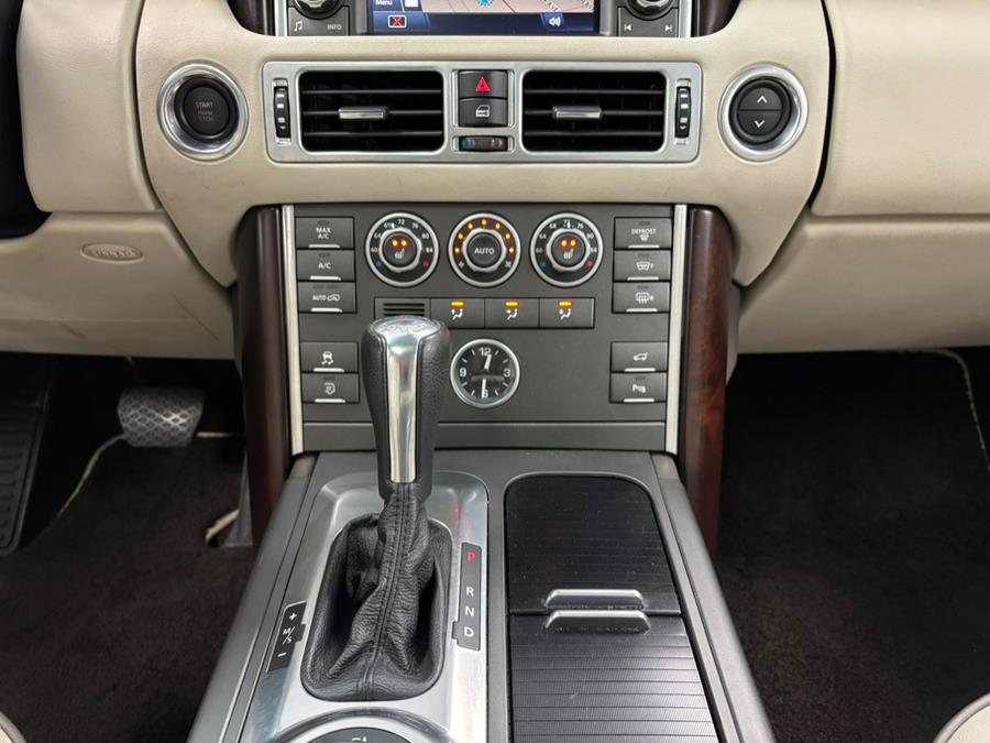 2010 Land Rover Range Rover HSE photo