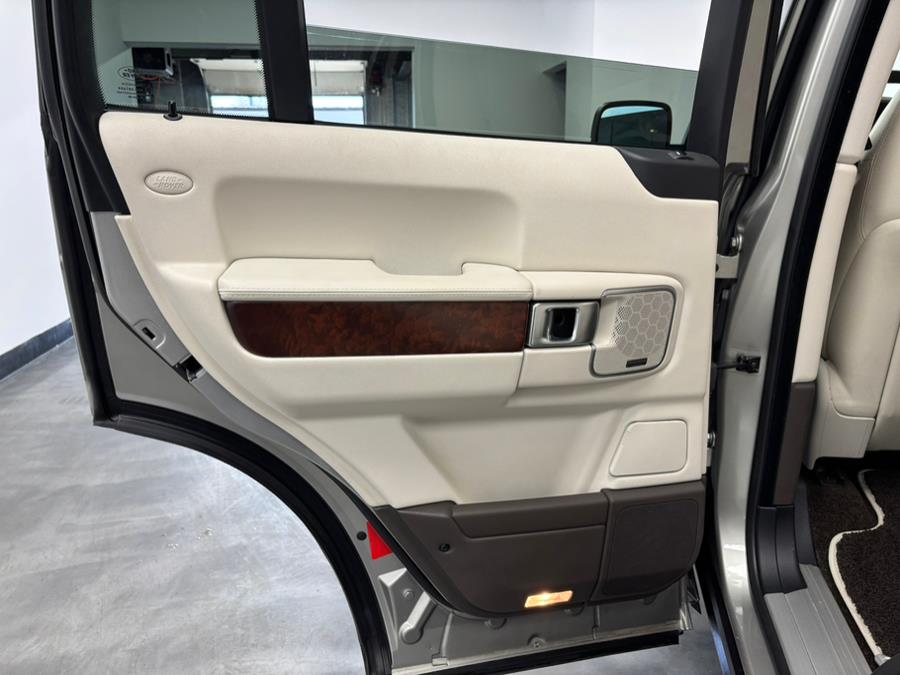 2010 Land Rover Range Rover HSE photo