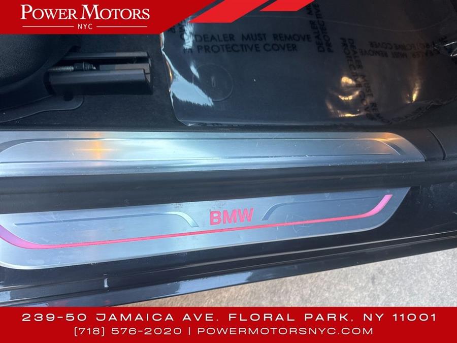 2022 BMW 7-Series 740i xDrive photo