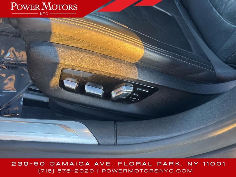 2022 BMW 7-Series 740i xDrive photo