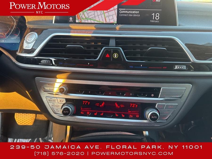 2022 BMW 7-Series 740i xDrive photo