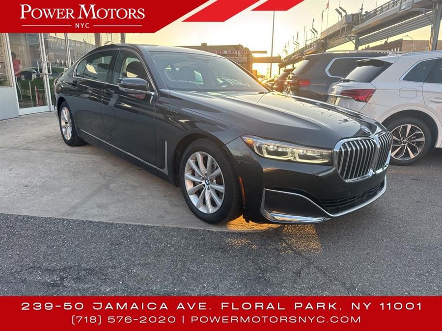 2022 BMW 7-Series 740i xDrive photo