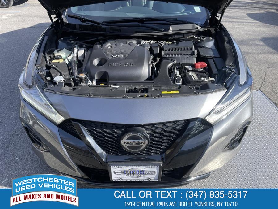 2021 Nissan Maxima SR photo