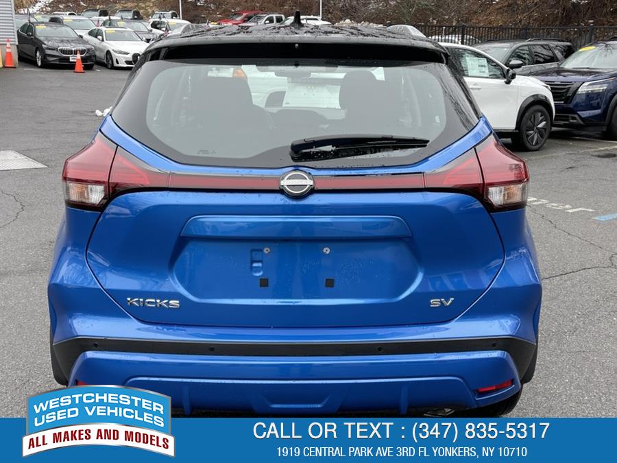 2023 Nissan Kicks SV photo