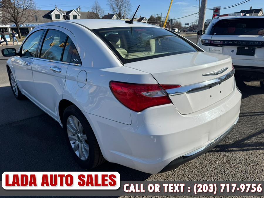 2014 Chrysler 200 Limited photo