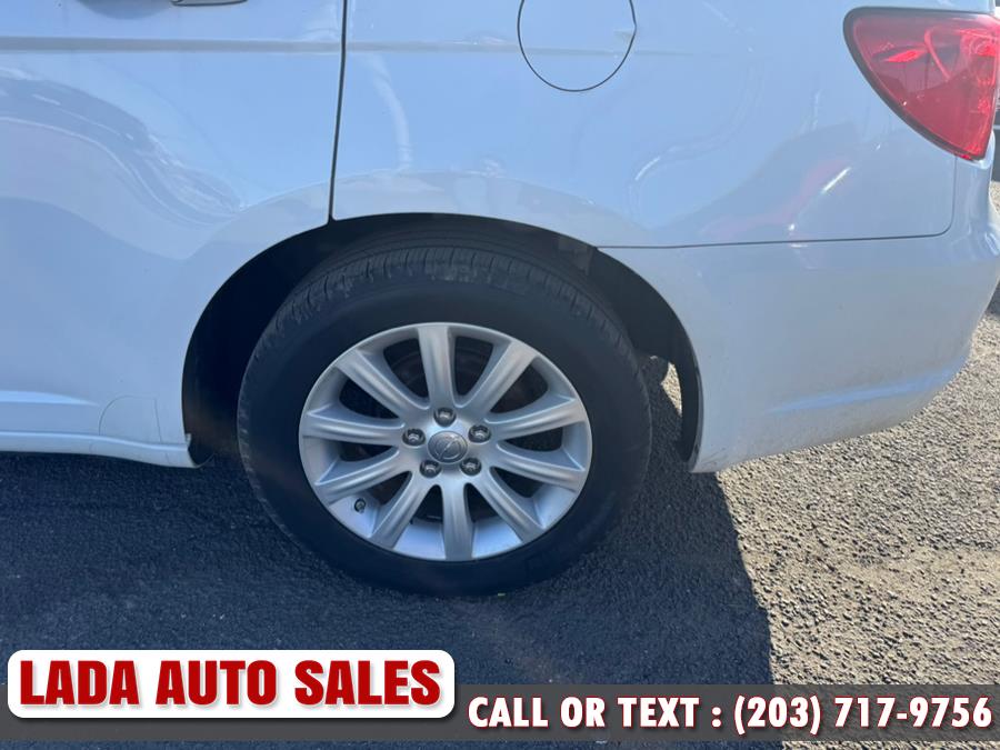 2014 Chrysler 200 Limited photo