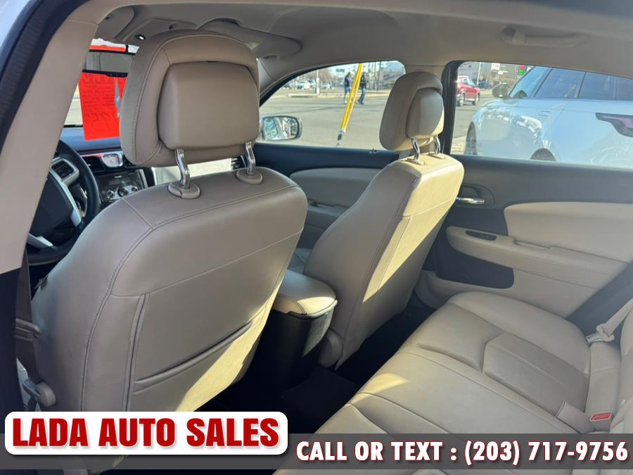 2014 Chrysler 200 Limited photo