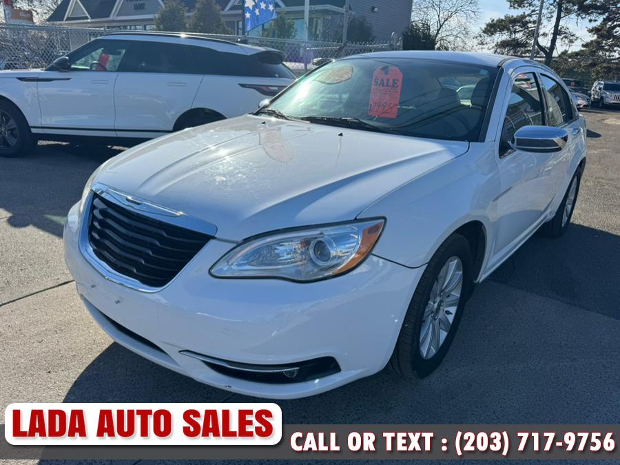2014 Chrysler 200 Limited photo