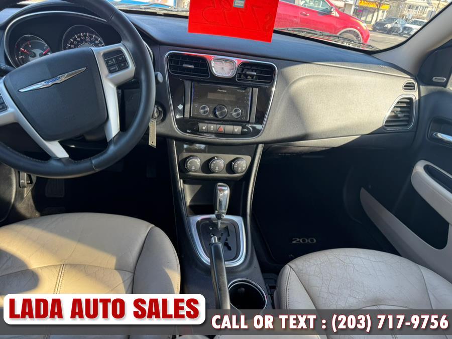 2014 Chrysler 200 Limited photo