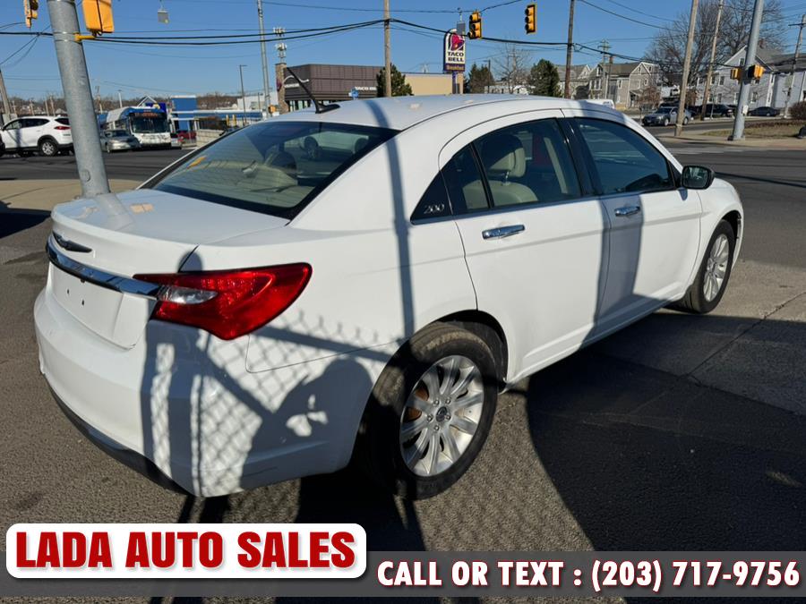 2014 Chrysler 200 Limited photo