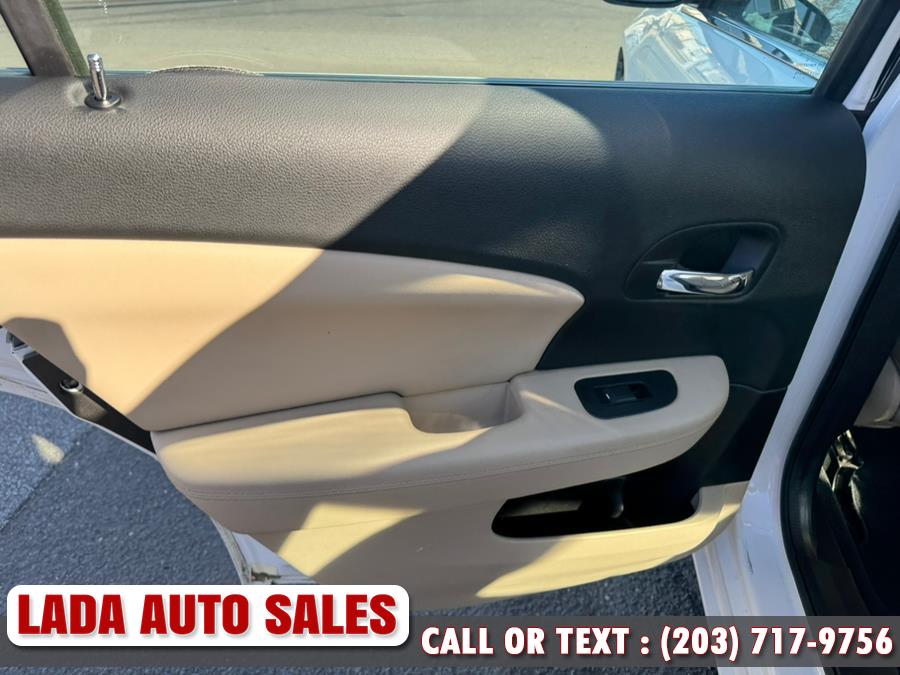 2014 Chrysler 200 Limited photo