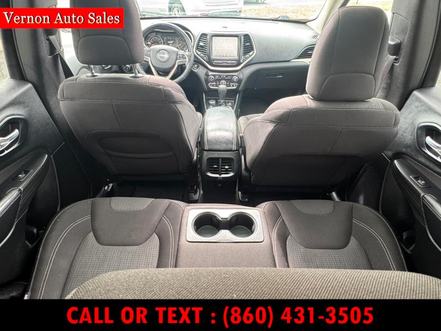 2015 Jeep Cherokee 4WD 4dr Latitude photo